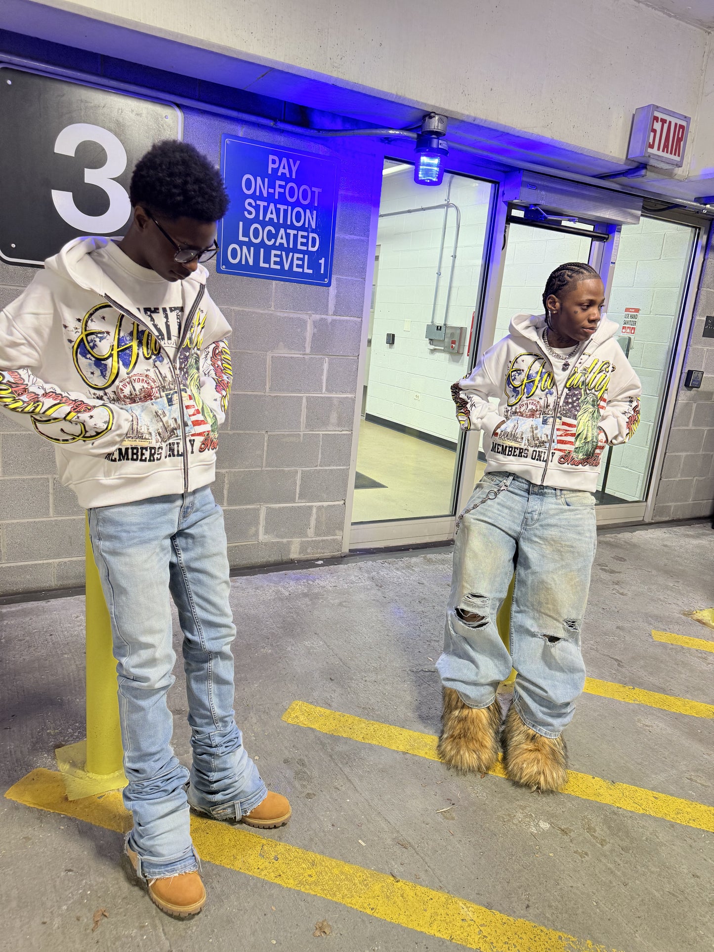 HARDLIFE "NYC" WHITE ZIP-UP