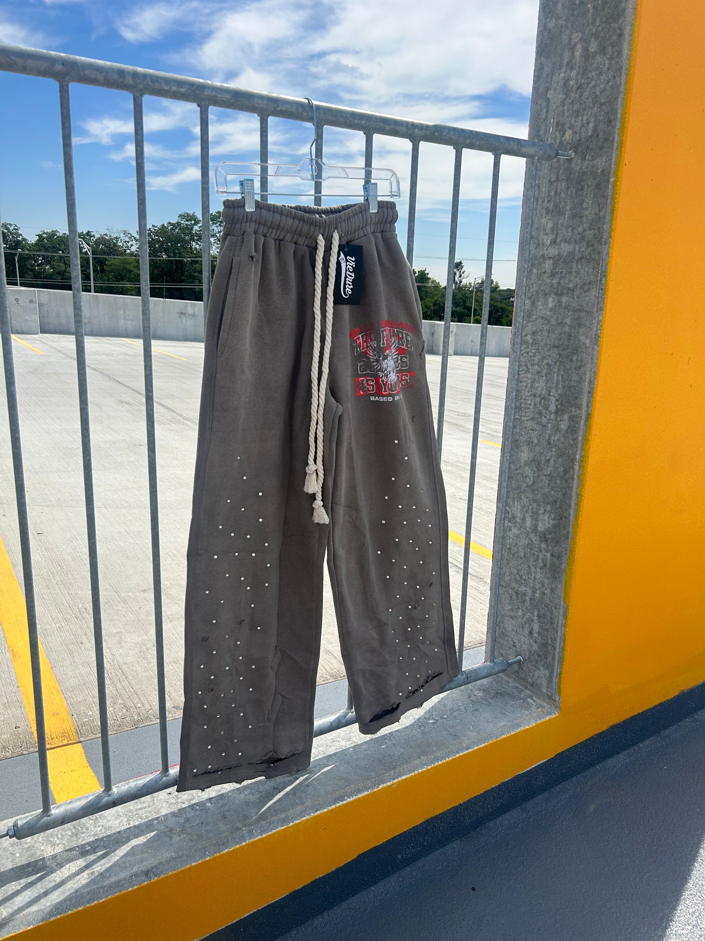 VIE DURE "ULTRA BAGGY" JOGGING PANTS